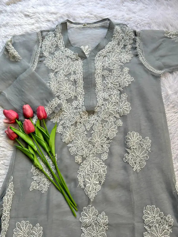 Light gray georgette chikankari kurti with embroidery by Hayat’s Lucknowi