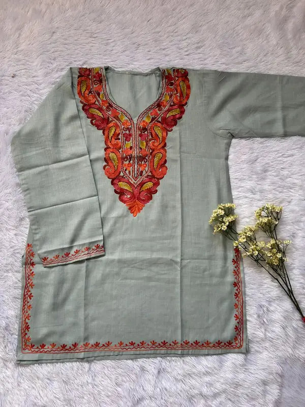 Cool grey Kashmiri short top kurta with embroidery by Hayat’s Lucknowi