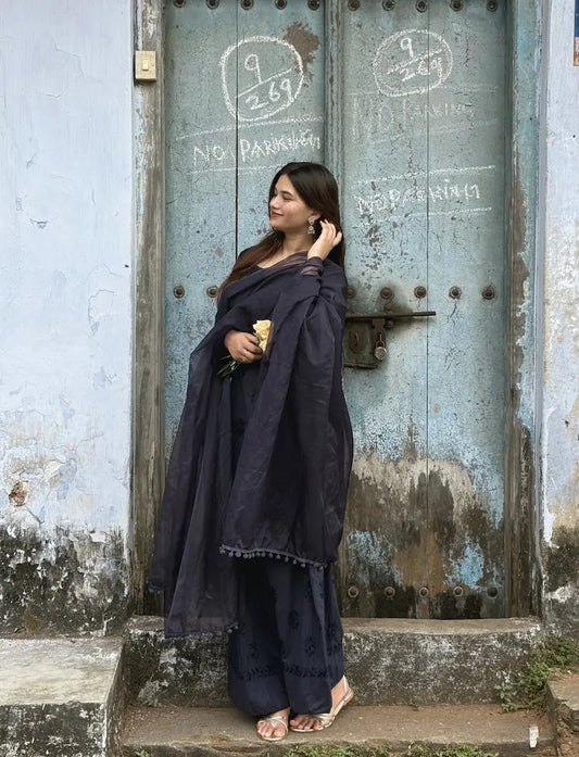 Navy chikankari farshi shalwar suit with traditional embroidery by Hayat’s Lucknowi