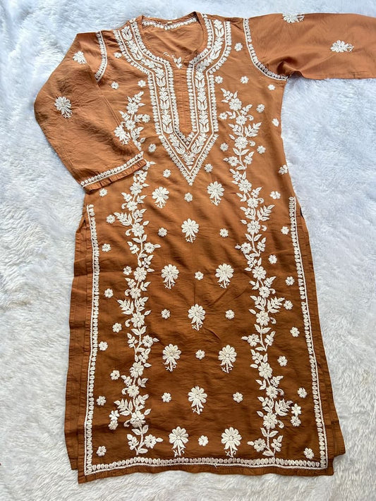 पीली चंदेरी चिकनकारी कुर्ती