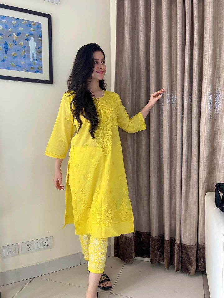 Yellow dobby cotton kurta pant set - Hayat's Lucknowi