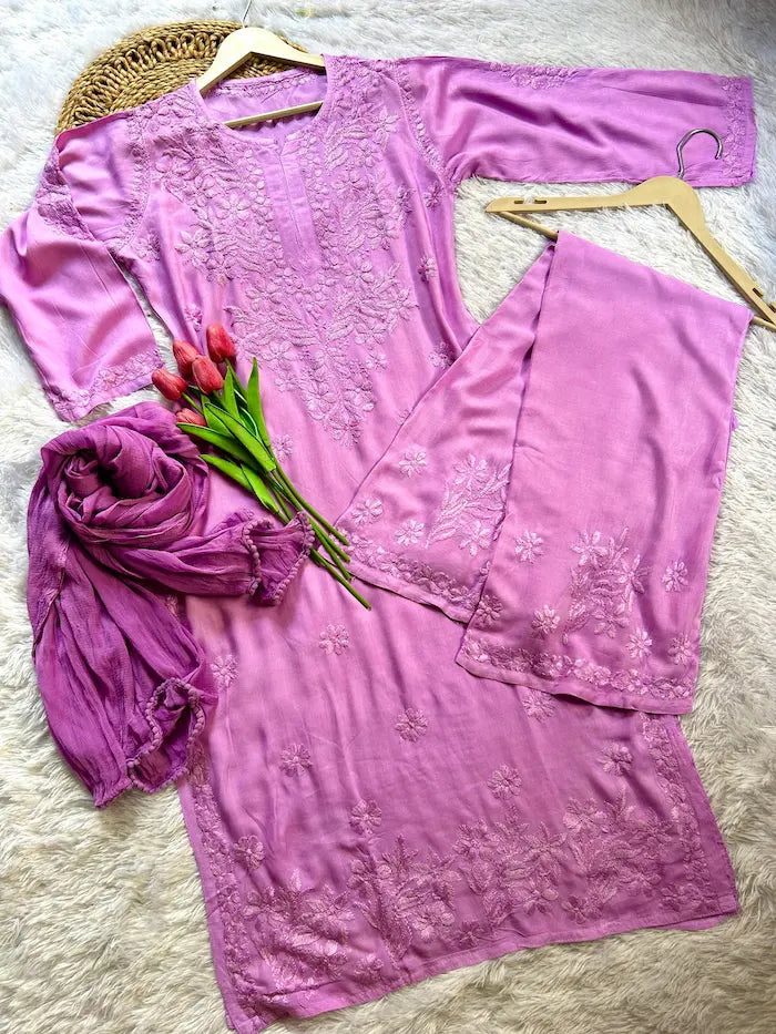 Zeenat Lilac Rayon Chikankari Set