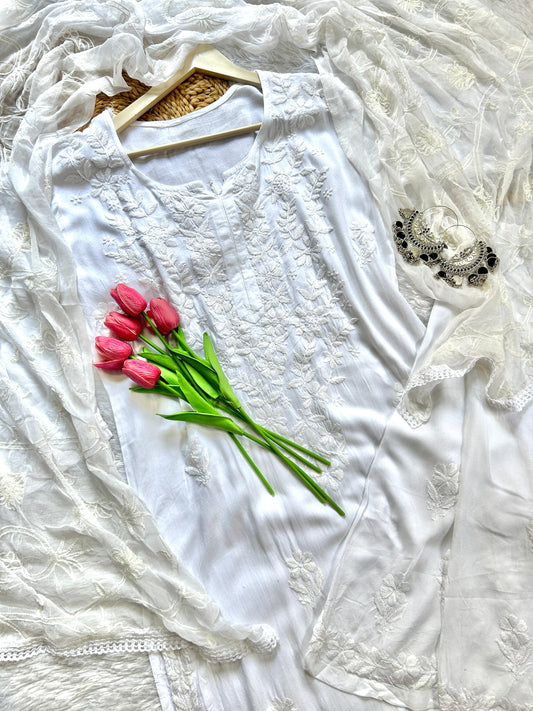 Zeenat White Rayon Chikankari Set - Hayat's Lucknowi