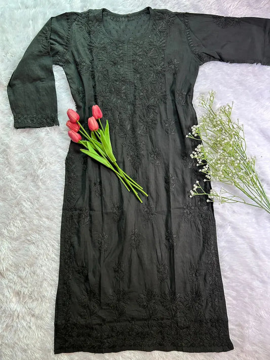 Black dobby cotton kurti with embroidery by Hayat’s Lucknowi