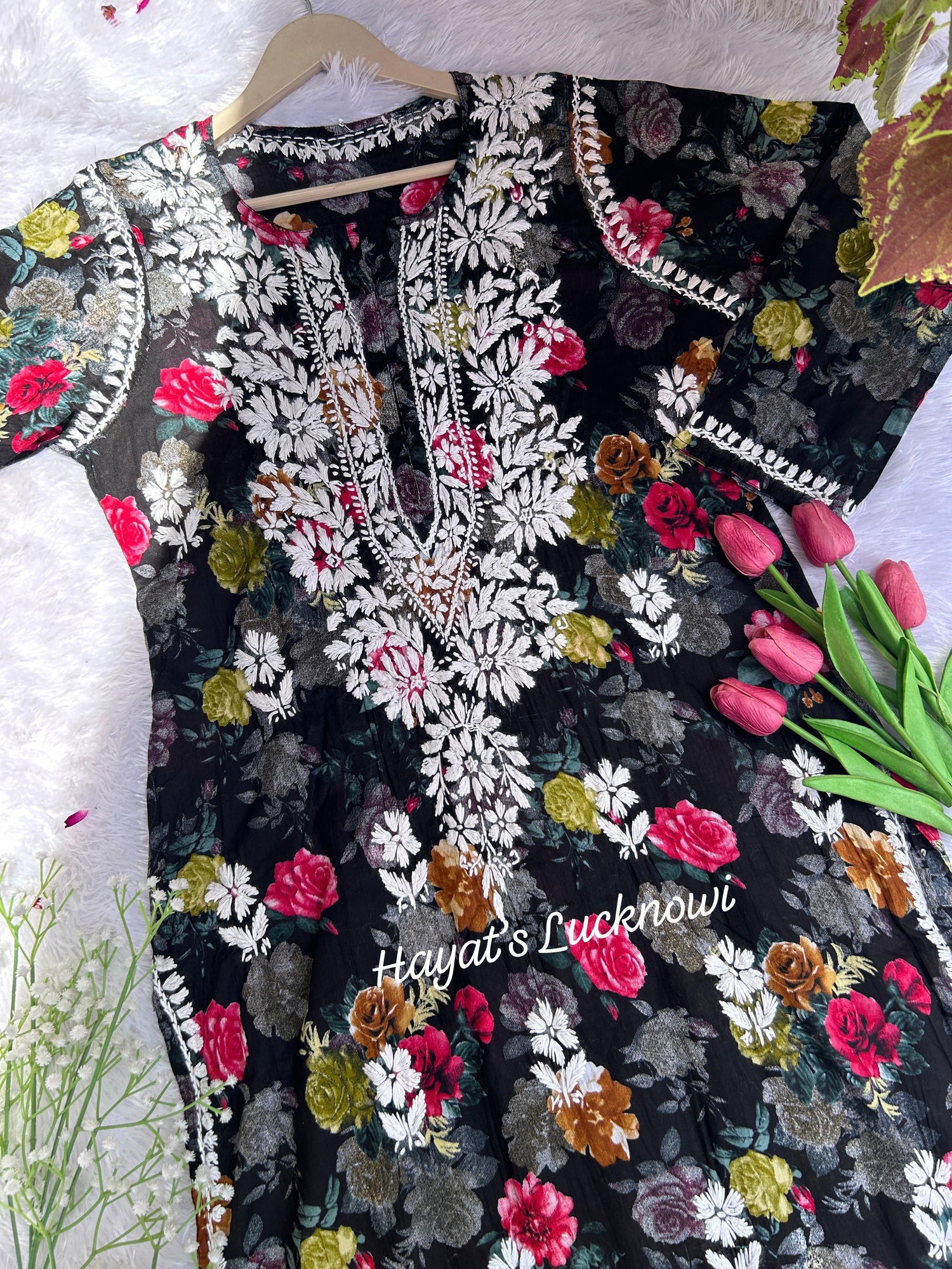 Liza Black Mul Mul Chikankari Kurta - Hayat&