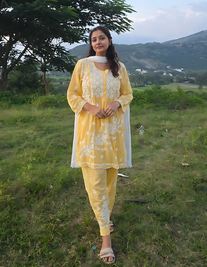 
Aiman yellow modal Lucknowi chikankari kurta set featuring delicate hand embroidery for a bright and elegant ethnic ensemble by Hayat's Lucknowi
