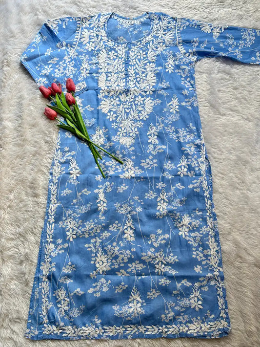 
Batool blue mul mul chikankari kurta featuring delicate hand embroidery and soft breathable fabric for elegant and comfortable everyday ethnic wear by Hayat's Lucknowi.
