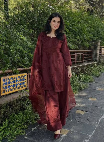 Brown chikankari farshi shalwar suit set by Hayat’s Lucknowi