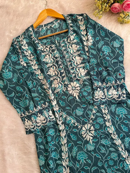 
Fariha blue mul mul Lucknowi chikankari kurta featuring delicate hand embroidery and soft breathable fabric for elegant everyday ethnic wear by Hayat's Lucknowi.
