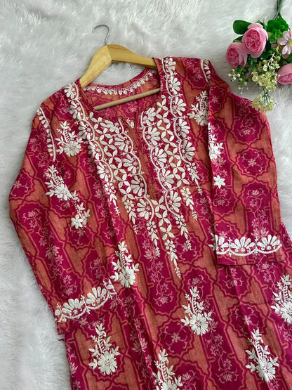 Fariha Pink Mul Mul Lucknowi Chikankari Kurta featuring intricate hand embroidery on lightweight, soft and breathable Mul Mul cotton fabric for an elegant everyday ethnic look by Hayat’s Lucknowi.
