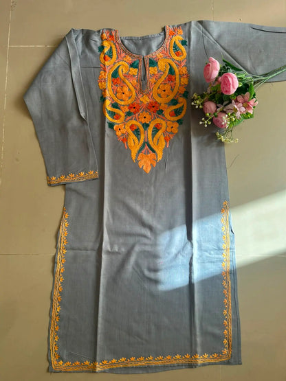 
Husna gray cotton Kashmiri mid-length embroidered kurta featuring intricate traditional Kashmiri embroidery and soft breathable cotton fabric for elegant everyday ethnic wear by Hayat's Lucknowi.
