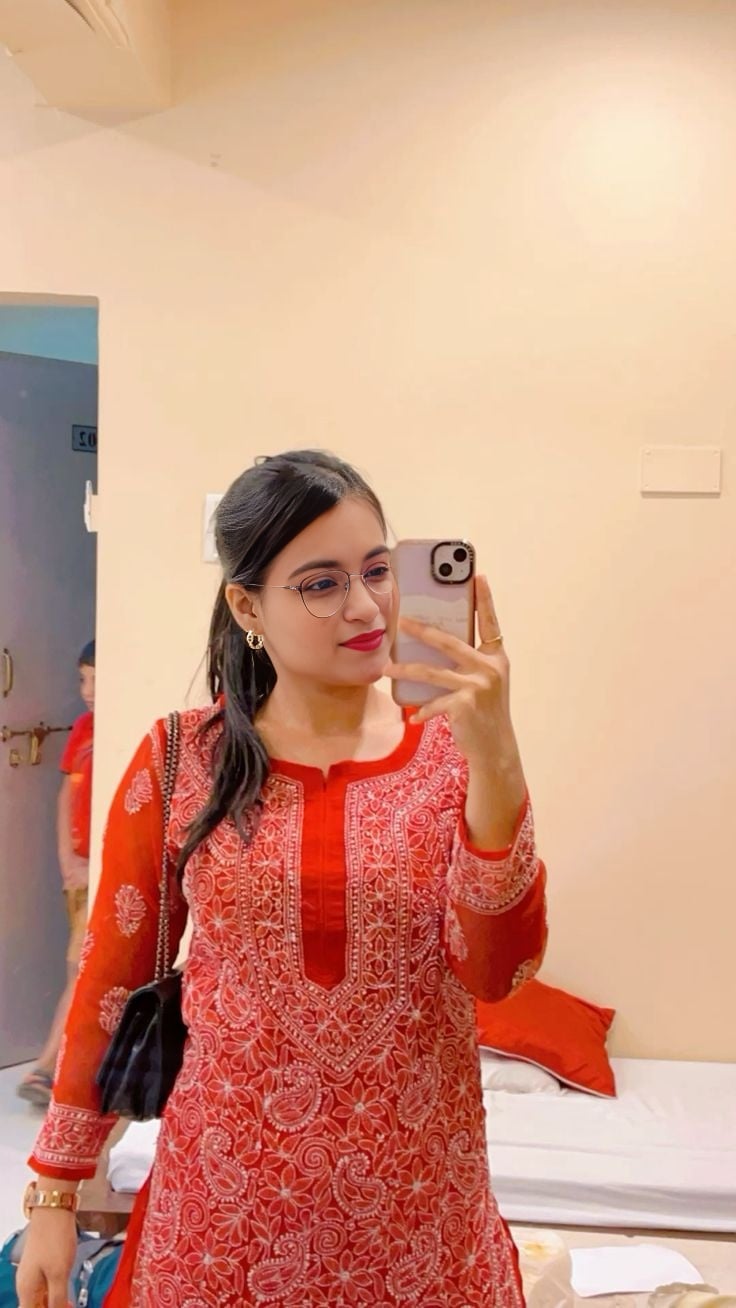 Red georgette chikankari kurti with embroidery by Hayat’s Lucknowi