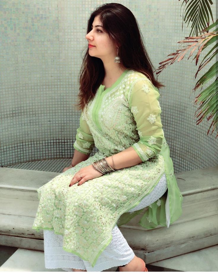 Green georgette chikankari kurti by Hayat’s Lucknowi
