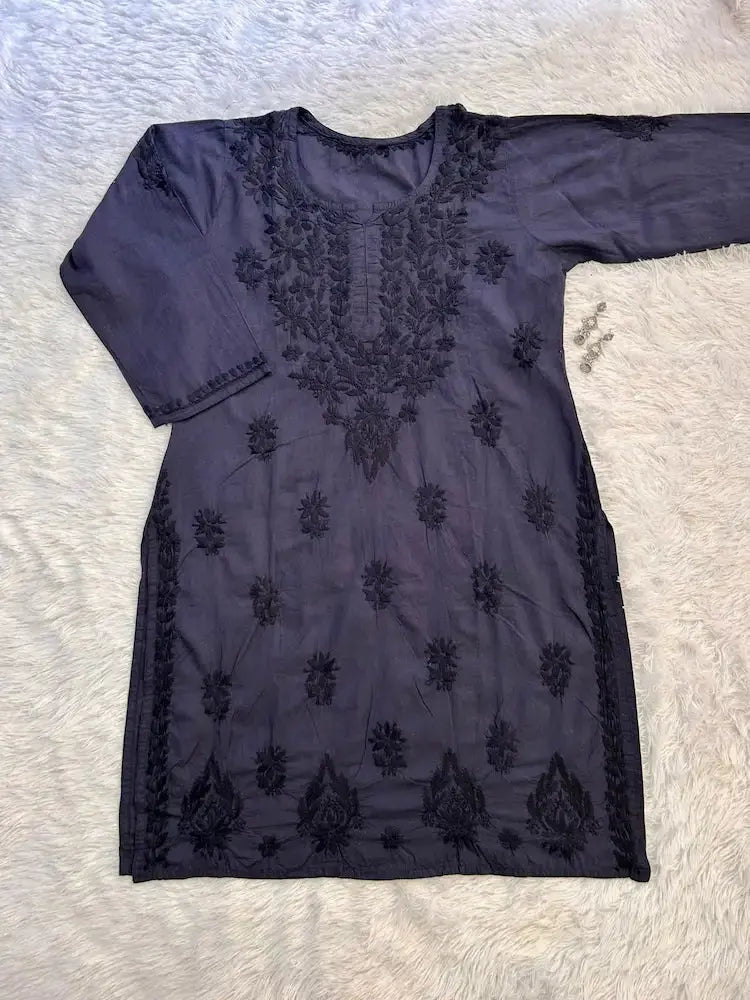 
Navy chikankari Farshi shalwar suit featuring intricate hand embroidery and graceful traditional craftsmanship for elegant festive and ethnic wear by Hayat's Lucknowi.
