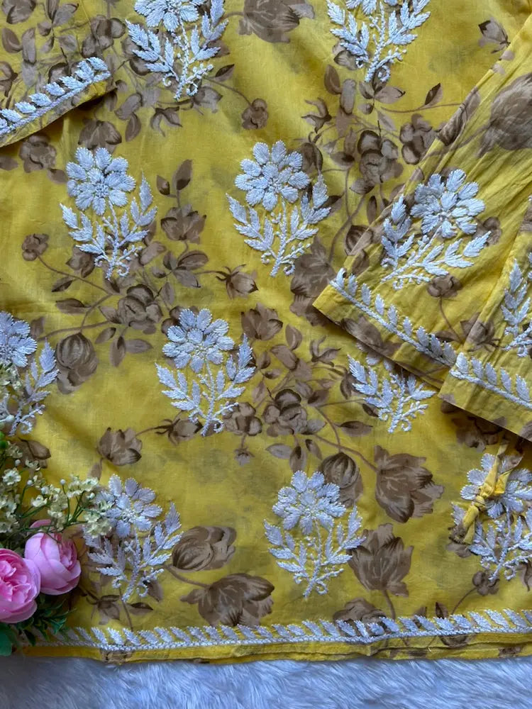 
Sana yellow mul mul Lucknowi chikankari kurta set featuring delicate hand embroidery and soft breathable fabric for bright, elegant everyday and festive ethnic wear by Hayat's Lucknowi.
