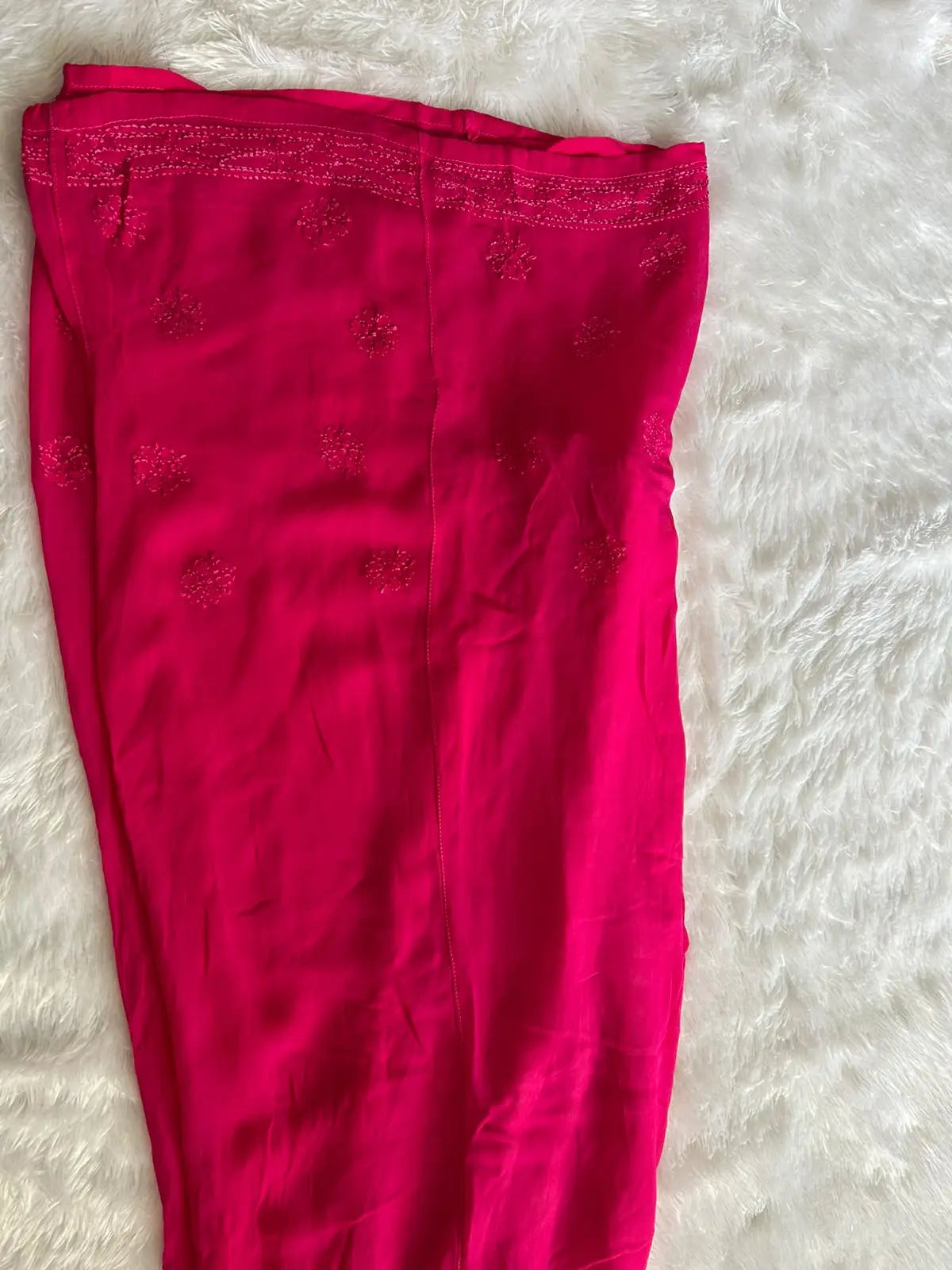 Sheeza pink viscose georgette Lucknowi Chikankari kurta set featuring intricate handcrafted Chikankari embroidery on lightweight, flowy viscose georgette fabric for elegant festive and ethnic wear by Hayat's Lucknowi.
