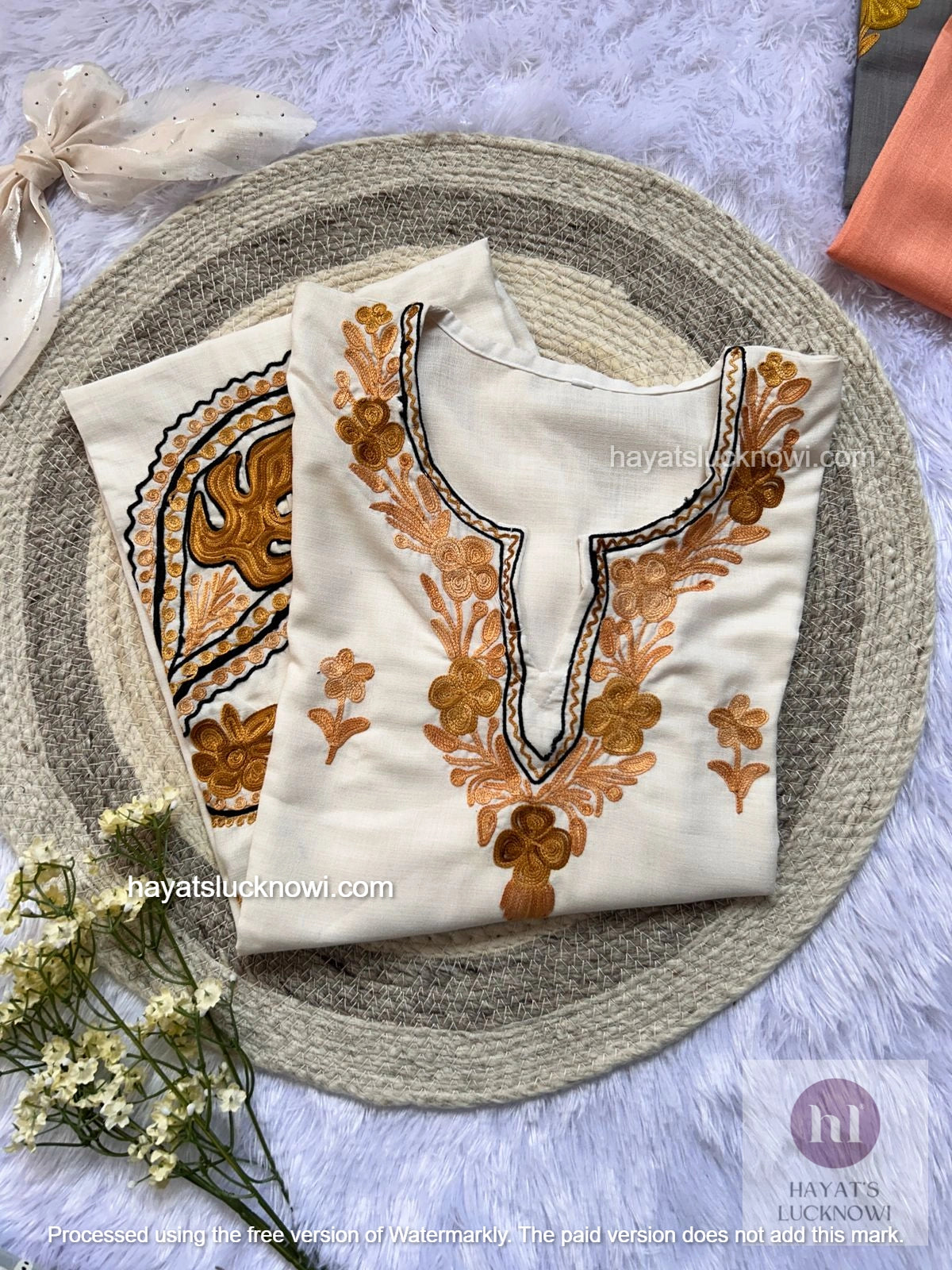 Zoon Kashmiri Kurta