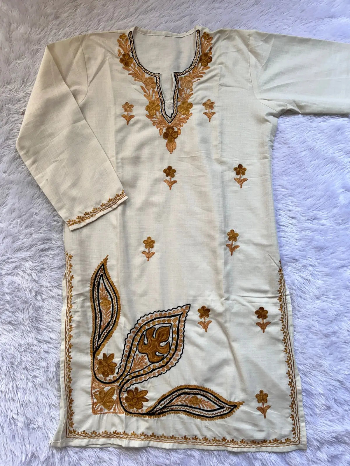 Zoon Kashmiri Kurta