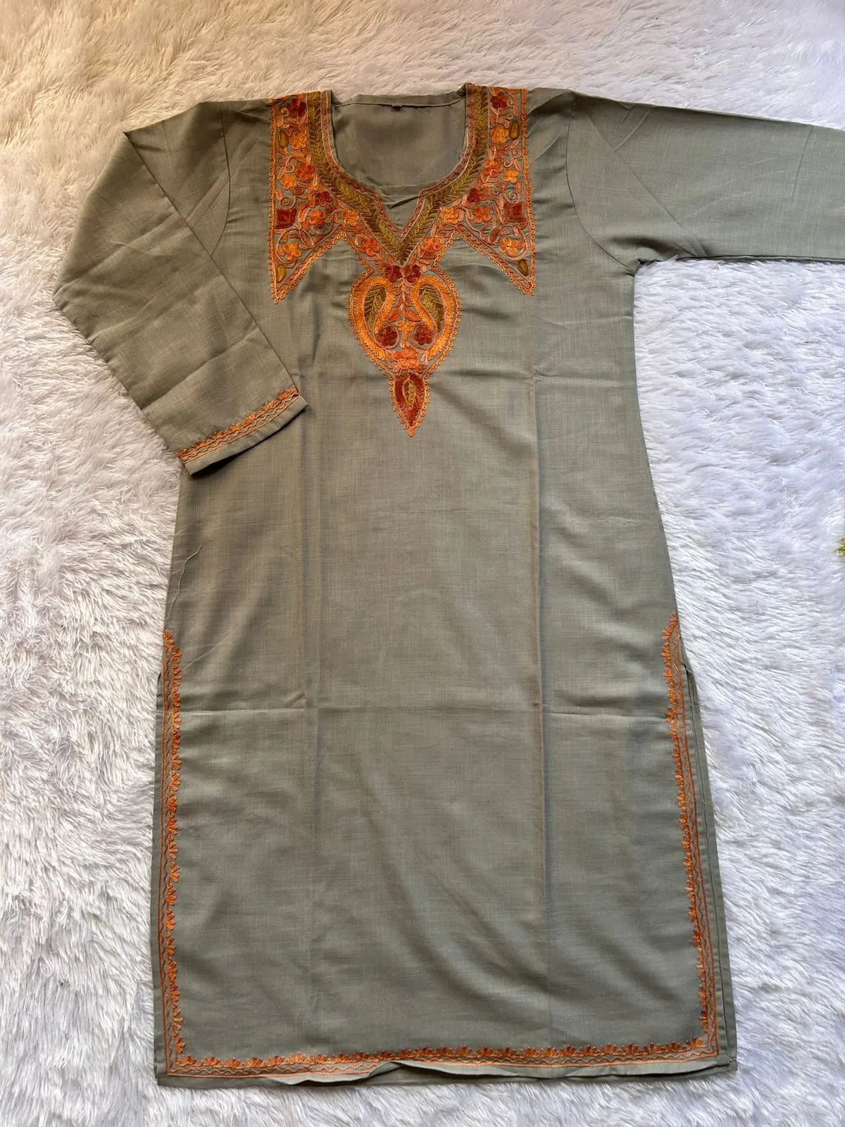 Sheen Kashmiri Long Kurta