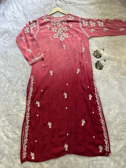 मौवे मलमल सिल्क चिकनकारी कुर्ता