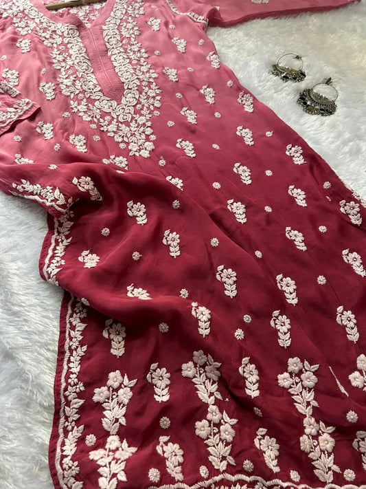 मौवे मलमल सिल्क चिकनकारी कुर्ता