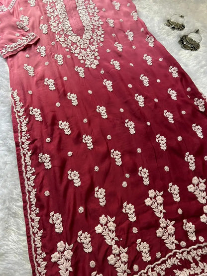 मौवे मलमल सिल्क चिकनकारी कुर्ता