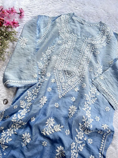 पीली चंदेरी चिकनकारी कुर्ती