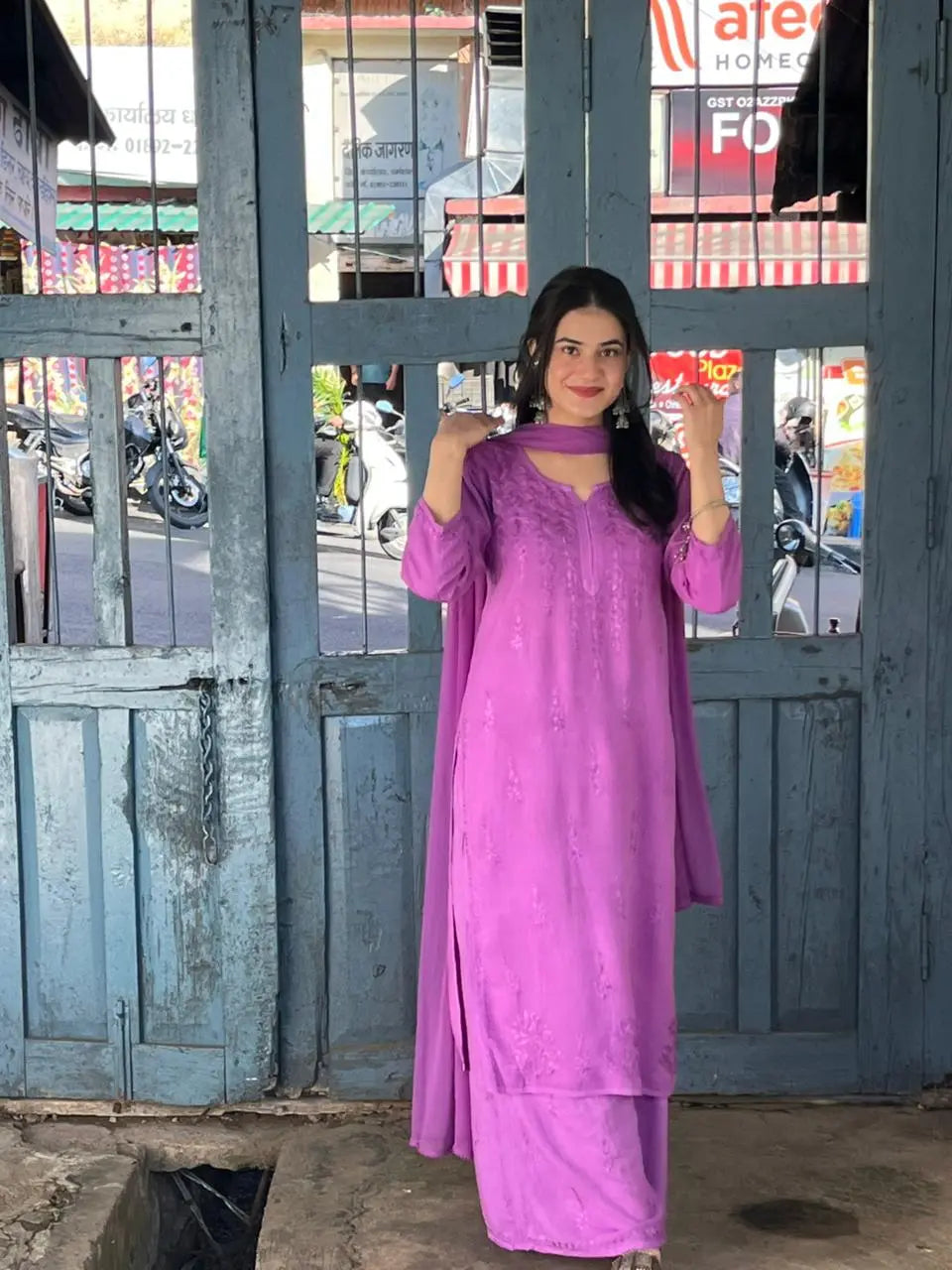 
Zeenat lavender rayon Lucknowi chikankari kurta set with dupatta featuring intricate hand embroidery and elegant traditional craftsmanship for graceful festive and ethnic wear by Hayat's Lucknowi.
