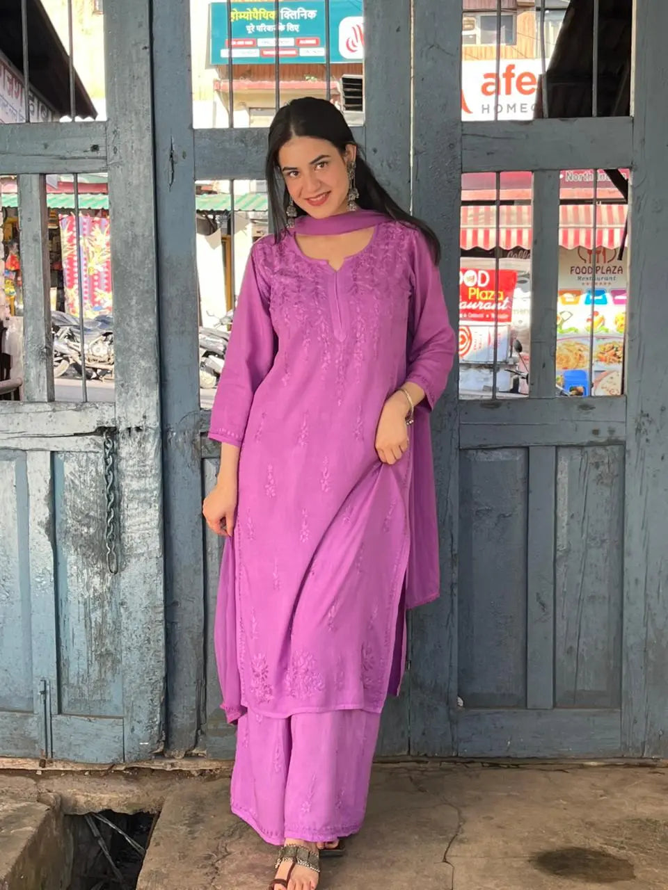 
Zeenat lavender rayon Lucknowi chikankari kurta set with dupatta featuring intricate hand embroidery and elegant traditional craftsmanship for graceful festive and ethnic wear by Hayat's Lucknowi.
