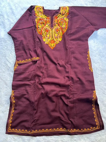 	wine_kashmiri_aari_work_woolen_pheran_by_hayats_lucknowi